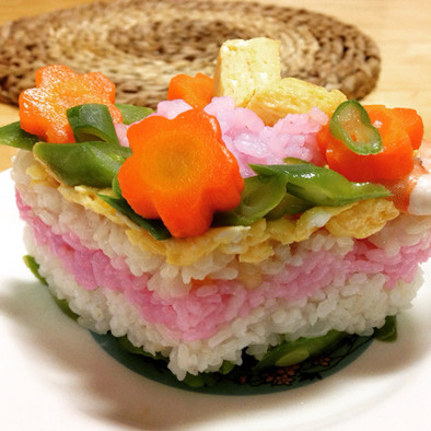 ひし形ちらし寿司の写真