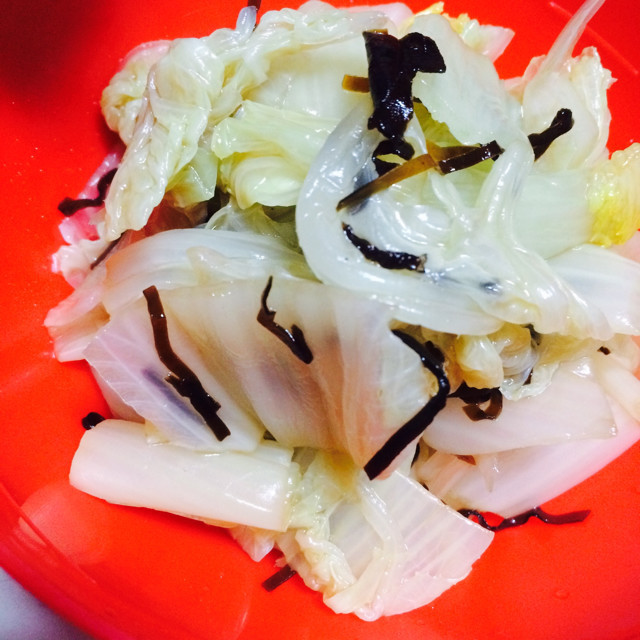 白菜で簡単！塩昆布サラダの画像