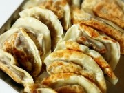 余ったカレーをリメイク☆カレー餃子の写真