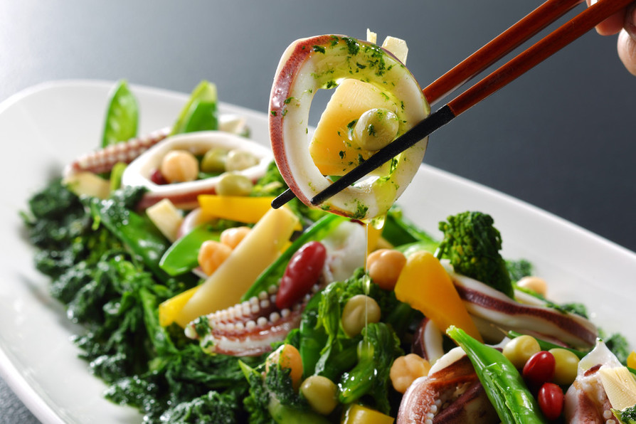 イカと春野菜の塩麹グリーンソース和えの画像