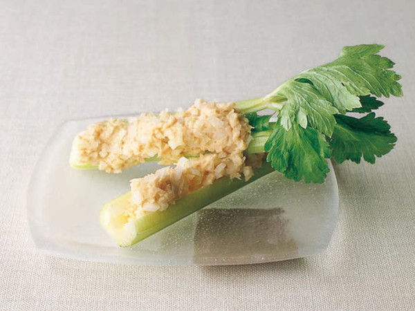 セロリのツナスティック
