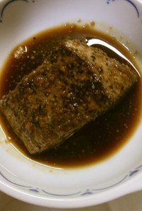 マグロの黒こしょう焼き ニンニク醤油ダレ