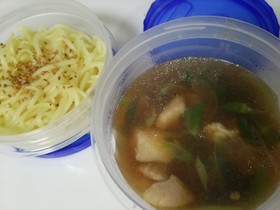 5分で簡単!もちもちつけ麺弁当❤