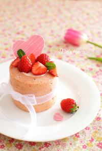 苺ミルク☆まかないロールケーキ