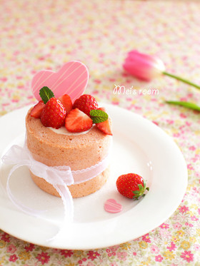苺ミルク☆まかないロールケーキ