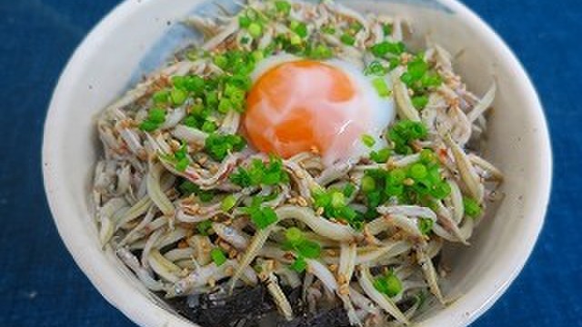 イカナゴの釜揚げ丼 レシピ 作り方 By Seatclub クックパッド 簡単おいしいみんなのレシピが353万品