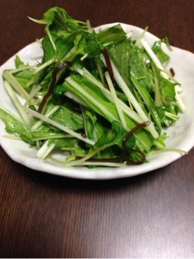 簡単☆早い☆水菜と貝割れのサラダの画像