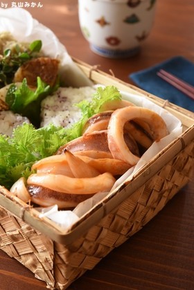 材料4つ☆イカと玉ねぎのケチャップ炒め
