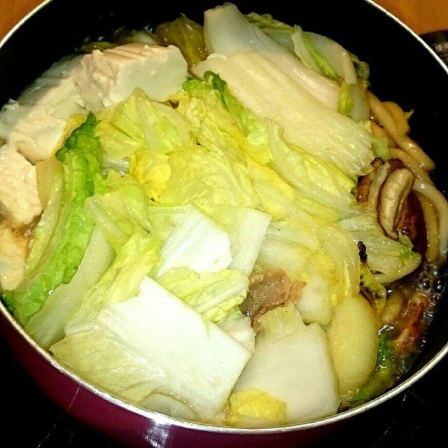 白菜 レタスすき焼き 締めは卵とじうどん レシピ 作り方 By Emiry H クックパッド 簡単おいしいみんなのレシピが352万品