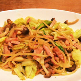 きのことベーコンの簡単和風パスタ
