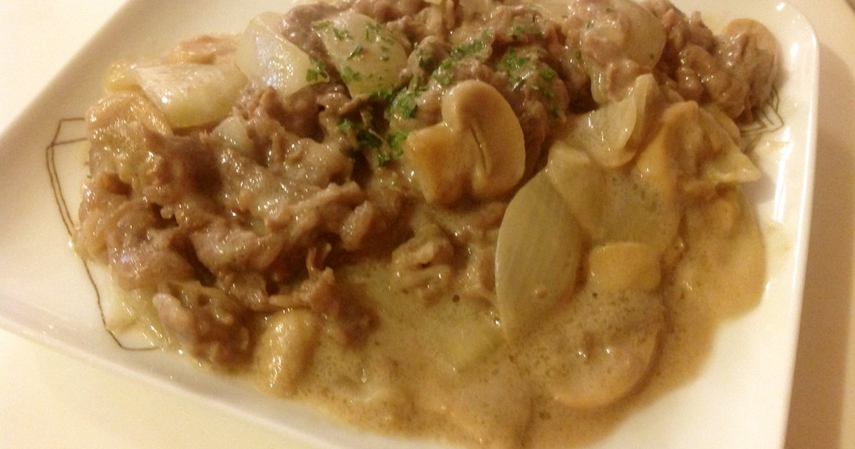 牛乳で簡単 牛肉とキノコのクリーム煮 レシピ 作り方 By あやまんくっきんぐ クックパッド