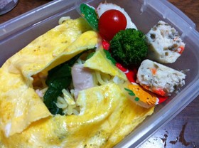簡単!華やか!オムそば弁当♪