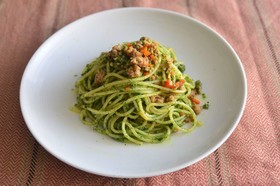セリとシソの和ハーブで作るジェノベーゼ