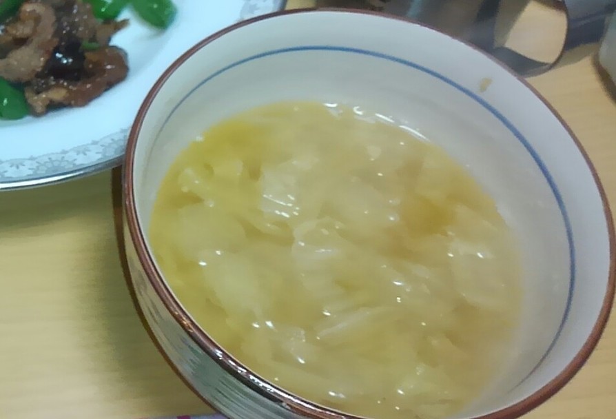 白菜の味噌汁の画像