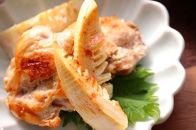 鶏肉とたけのこのヨーグルトグリル