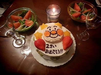 お誕生日に！簡単アンパンマンケーキ☆の写真