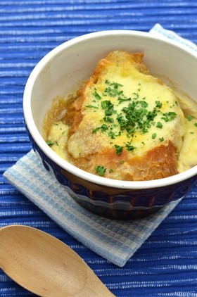 オニオングラタンスープ