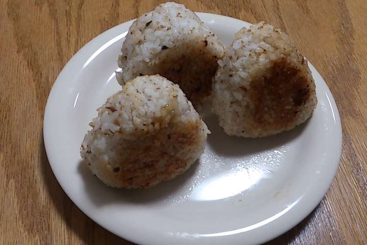 だしパック活用 牡蠣醤油の焼おにぎり レシピ 作り方 By Naona0 クックパッド 簡単おいしいみんなのレシピが376万品