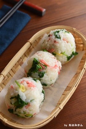 簡単節約☆三つ葉と小エビの手毬寿司