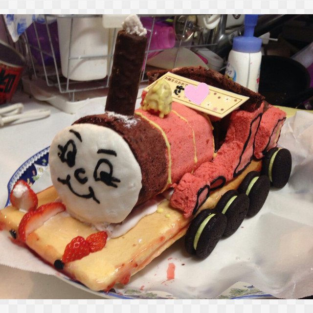 機関車トーマス ジェームスの立体ケーキ レシピ 作り方 By ぁこs2 クックパッド