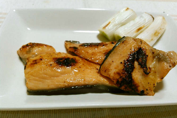 生鮭の酒粕味噌漬け焼き レシピ 作り方 By 熊八 クックパッド 簡単おいしいみんなのレシピが352万品