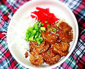 薄切りロース肉でチャーシュー丼♡