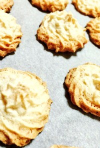 ココナッツメレンゲクッキー