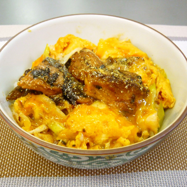 使いきり さんまの蒲焼き缶とたまご丼 レシピ 作り方 By 消費者庁 クックパッド 簡単おいしいみんなのレシピが351万品