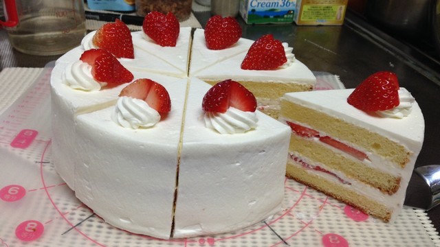 プロの味 デコレーションケーキ レシピ 作り方 By キウイ クックパッド 簡単おいしいみんなのレシピが350万品