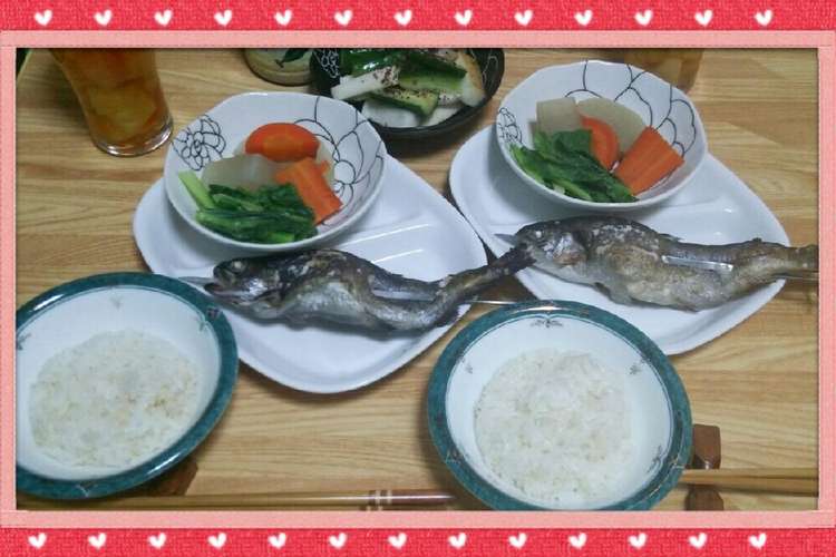 鮎の塩焼き フライパンで レシピ 作り方 By Mikasama67 クックパッド 簡単おいしいみんなのレシピが355万品
