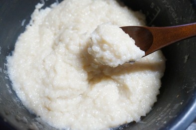 炊飯器で作る米麹の甘酒の写真