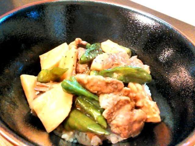 男子受け保証 牛肉と筍のオイバタ丼 レシピ 作り方 By Akiyoshizu クックパッド