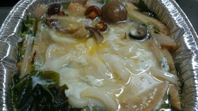 山菜・シャク・きのこ入り金ちゃんうどん