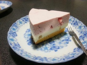 二層のレアチーズケーキ