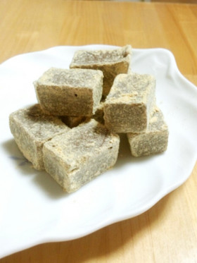 ココナッツオイルときなこのお菓子