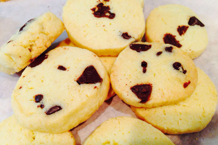 バター控えめサクサクチョコチップクッキー レシピ 作り方 By Kurara1230 クックパッド 簡単おいしいみんなのレシピが360万品