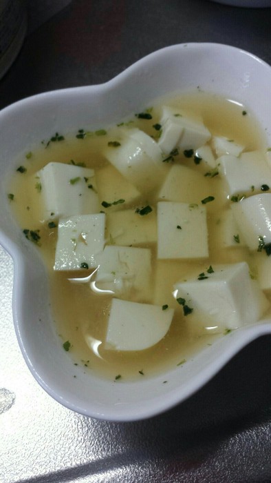 豆腐の味噌汁(離乳食 中期～)の写真