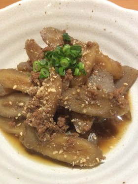 ほくほく!ゴマ香る新ごぼうのそぼろ煮