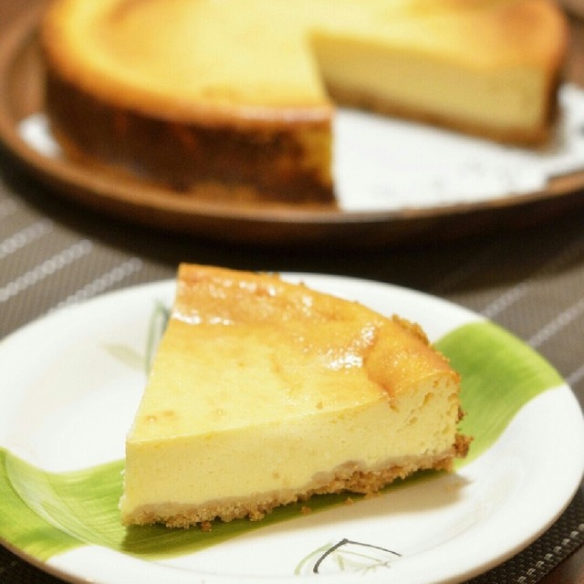 M生クリームなし濃厚ベイクドチーズケーキ レシピ 作り方 By Misacoro クックパッド 簡単おいしいみんなのレシピが350万品