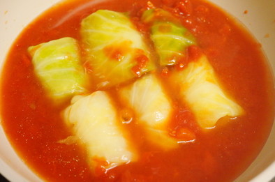 冷凍de簡単ロールキャベツスープ トマトの写真