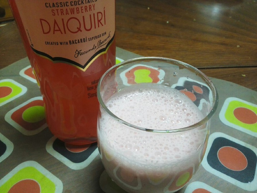 冷凍ストロベリーダイキリのレシピ