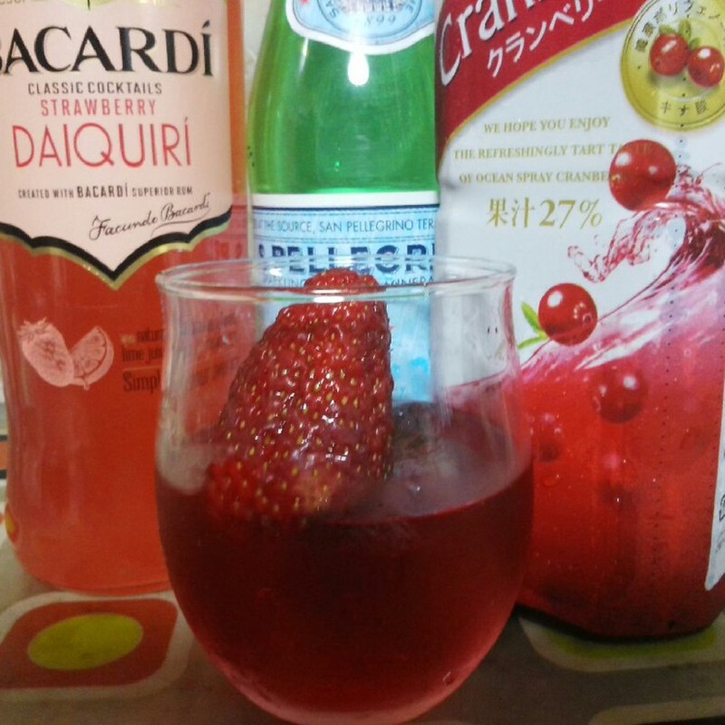 冷凍ストロベリーダイキリのレシピ