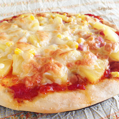 パイナップルトマトソースピザ☆冷蔵庫発酵の写真