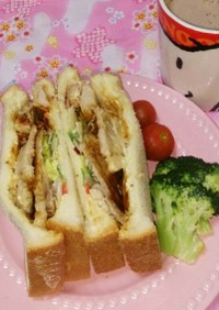 豚カツ＆ローストポークのサンドイッチ