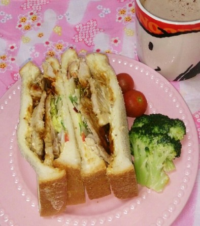 豚カツ＆ローストポークのサンドイッチの写真