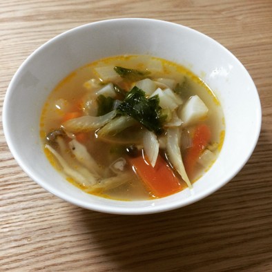 コンソメいらずの野菜スープの写真