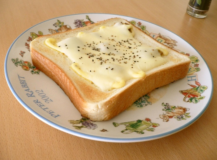 ぴりっとW☆マヨチーズトーストの画像