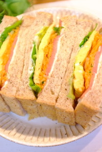 生ハム☆クリチ☆玉子焼きのサンドイッチ