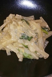 大根と小松菜の豆乳炒め煮。
