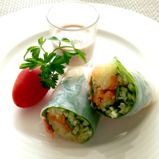 生春巻きの野菜サラダ お弁当にも レシピ 作り方 By くろりんm クックパッド 簡単おいしいみんなのレシピが357万品